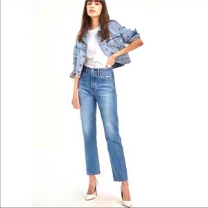 NWT Levis 501